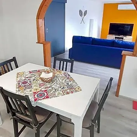 Hotel Newly Renovated Flat Near Centre 2*